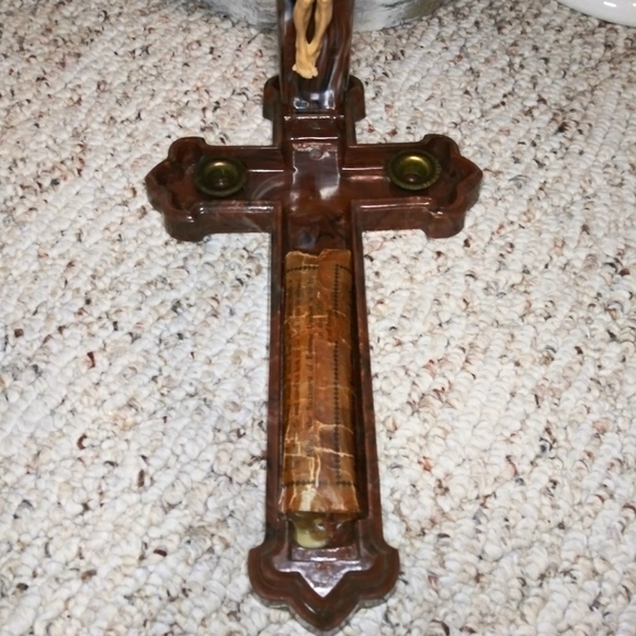 Antique 1930's Rare Brown & Ivory Marble Looking Catholic "Sick Call" Crucifix - Picture 6 of 11